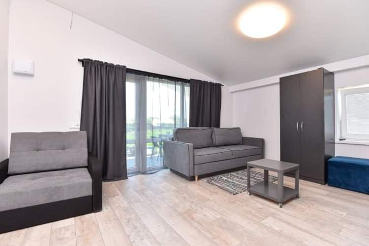Vyturiai - Nauju Apartamentu Nuoma Sventojoje Sventoji Exterior photo